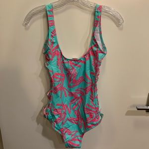 Billabong cut out swimsuit size L